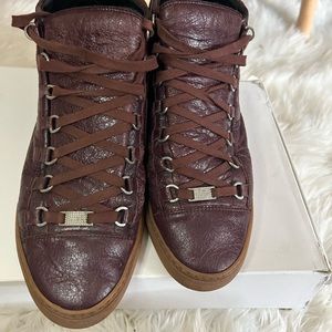 Balenciaga Arena size 42